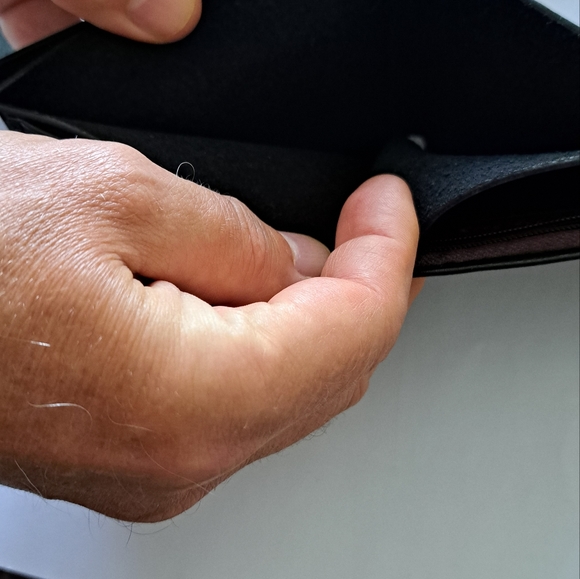 Men's Wallet - Picture 4 of 5